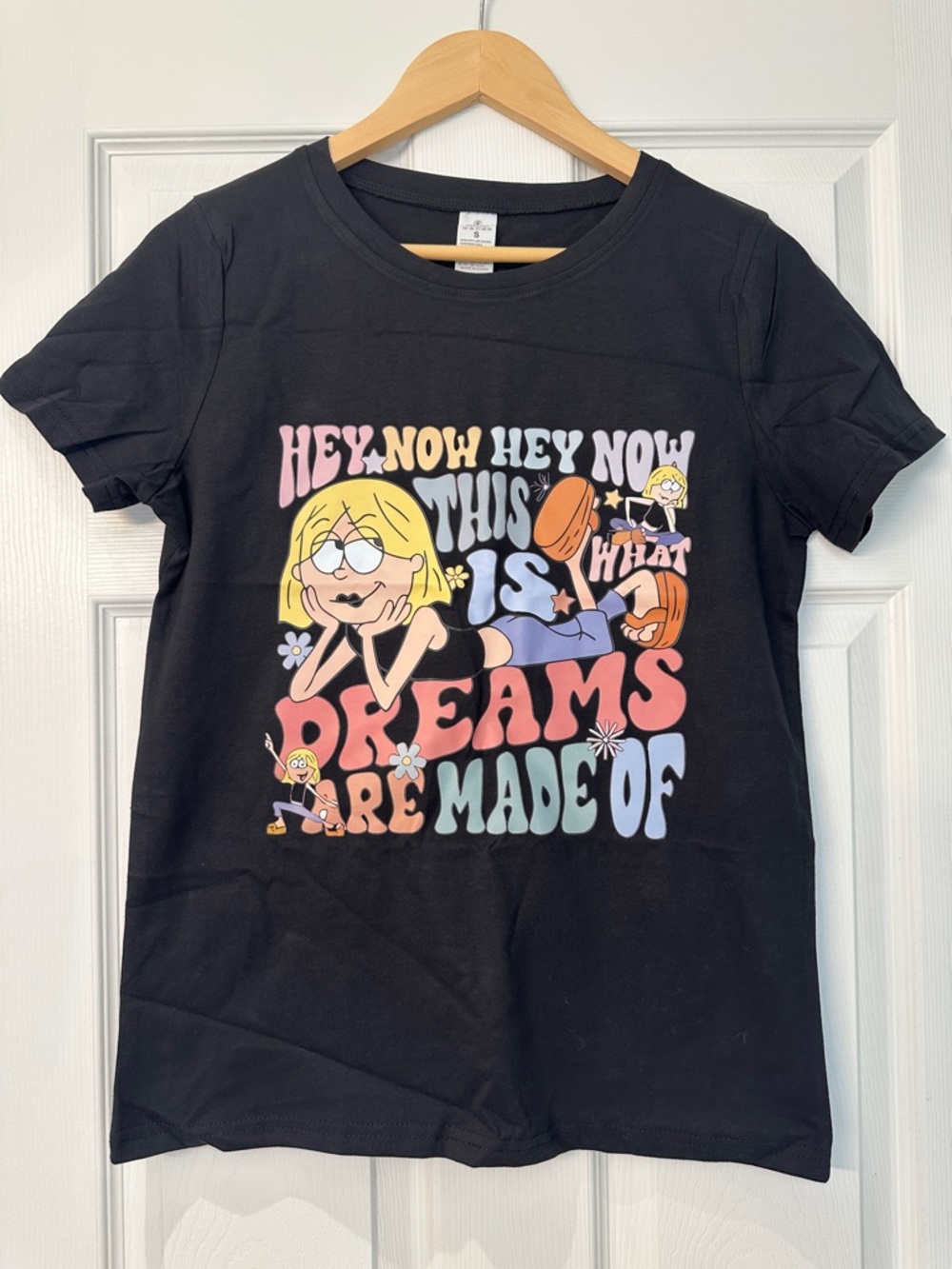 Lizzie McGuire Y2K 100% Cotton Black Graphic Tee - 'What Dreams Are Made Of'